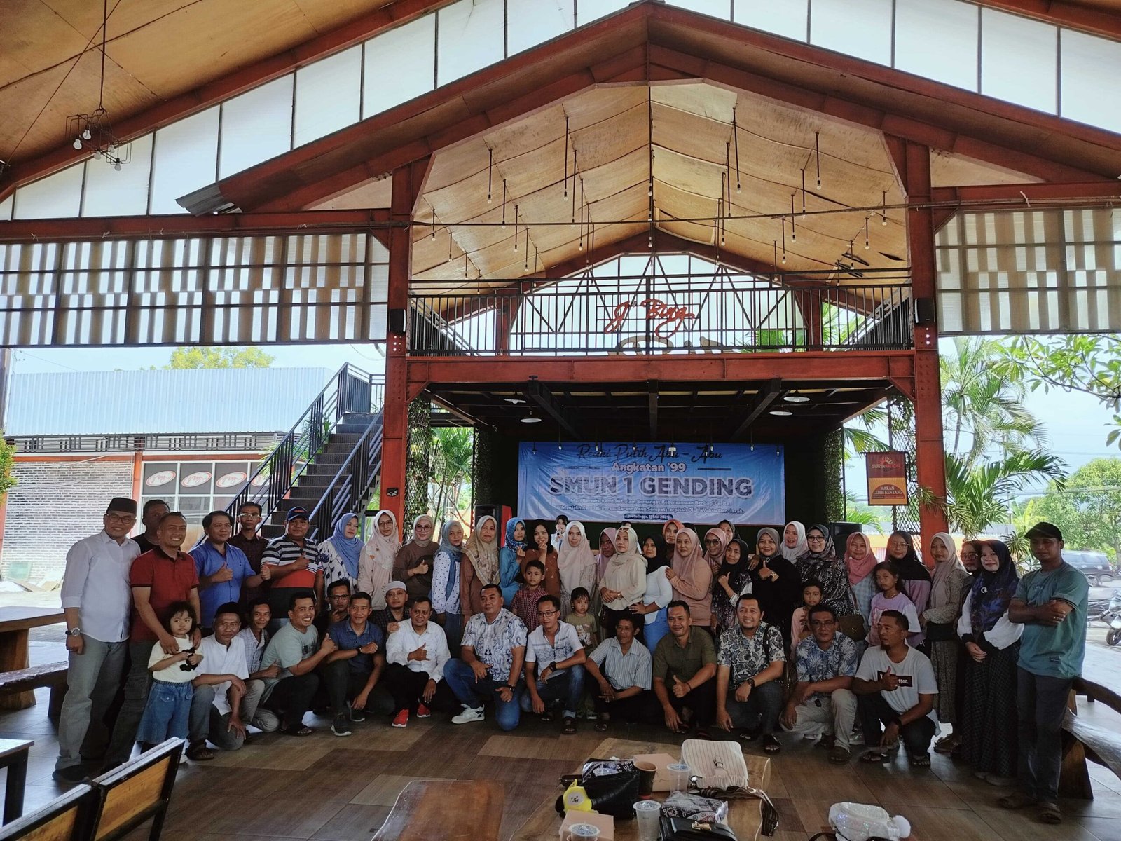 Temu Kangen Angkatan ’99 SMUN 1 Gending, Suasana Haru dan Tawa Menyatu di Reuni Putih Abu-abu
