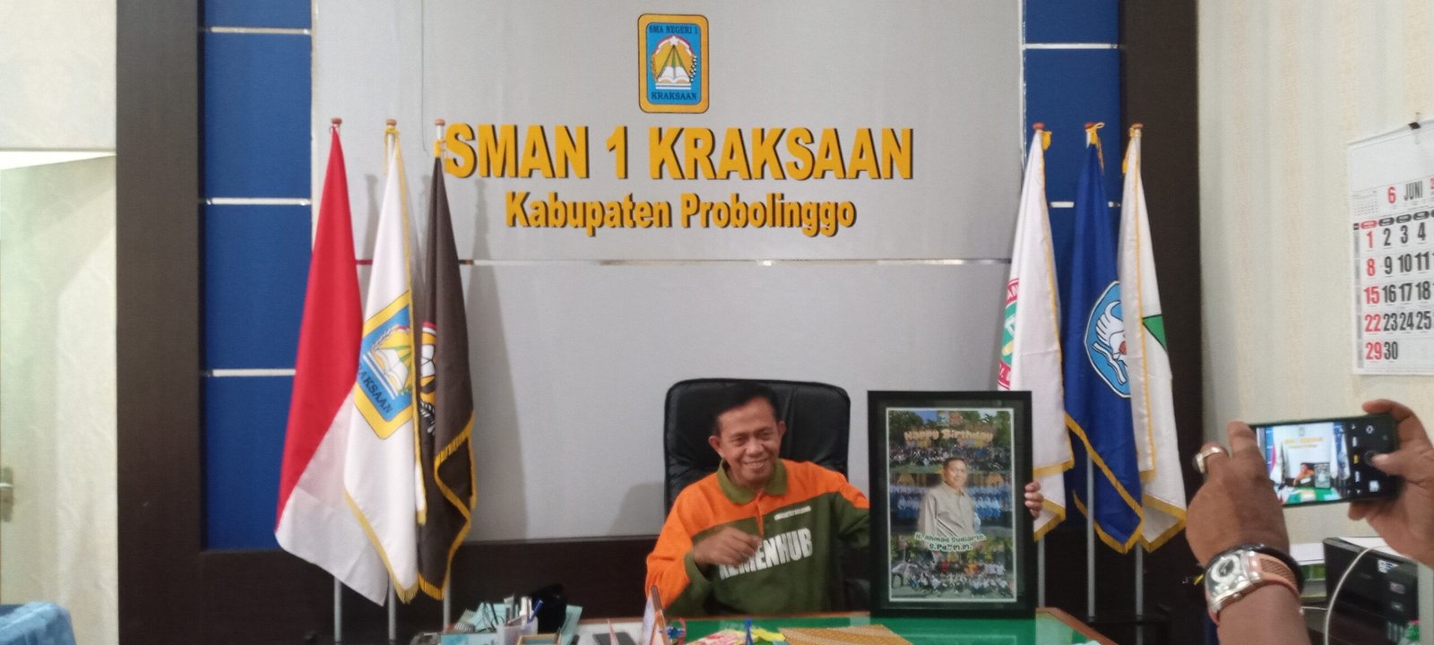 Harus Siaga 24 Jam, Ini Makna ‘Service Excellent’ ala Kepala Sekolah Baru SMAN 1 Kraksaan