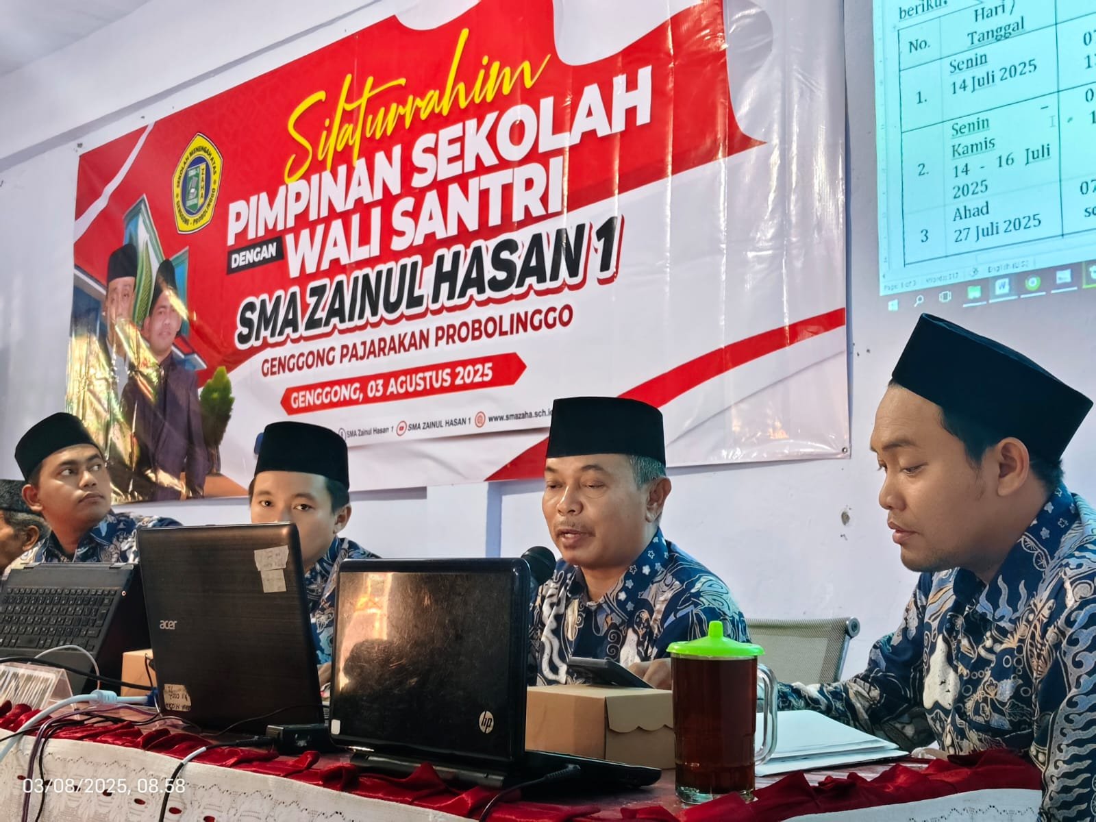 SMA ZAHA 1 Genggong Gelar Pertemuan Wali Santri, Bahas Arah Pendidikan