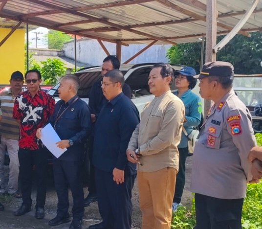 PN . Probolinggo Lakukan Pemeriksaan Setempat Sengketa Tanah Anak Angkat Di Maron Kidul.