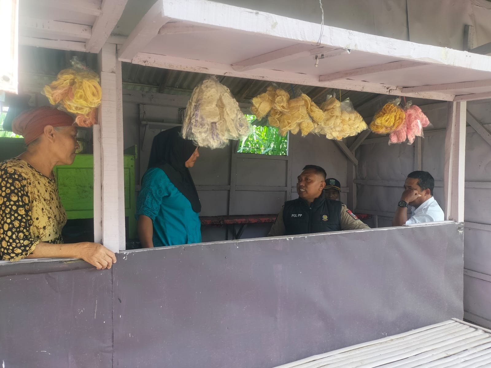 Ketua ORMAS TKN Apresiasi Penertiban Lapak Kumuh di Jalan Maron Condong
