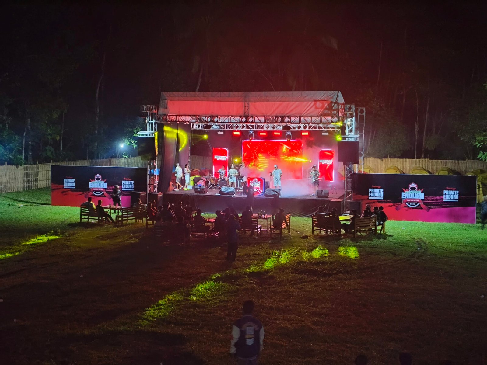 Puncak Grand Opening Probolinggo Rafting Berlangsung Meriah, Dimeriahkan Penampilan JM Twins Musik
